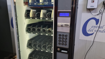 MAQUINA EXPENDEDORA VENDING DE SNACK Y BEBIDAS FRÍAS NECTA SNAKKY MAX - 3